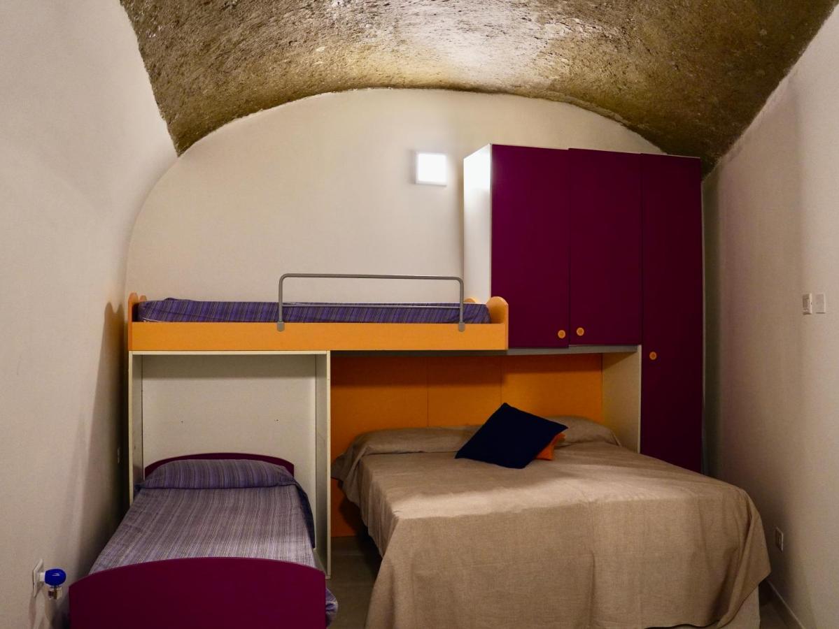 Appartamento Mancini House Napoli Esterno foto